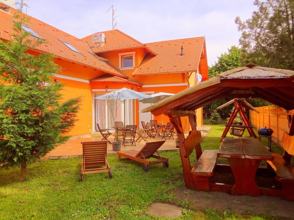 Hotel Horvath Vendeghaz Orosháza Exterior foto